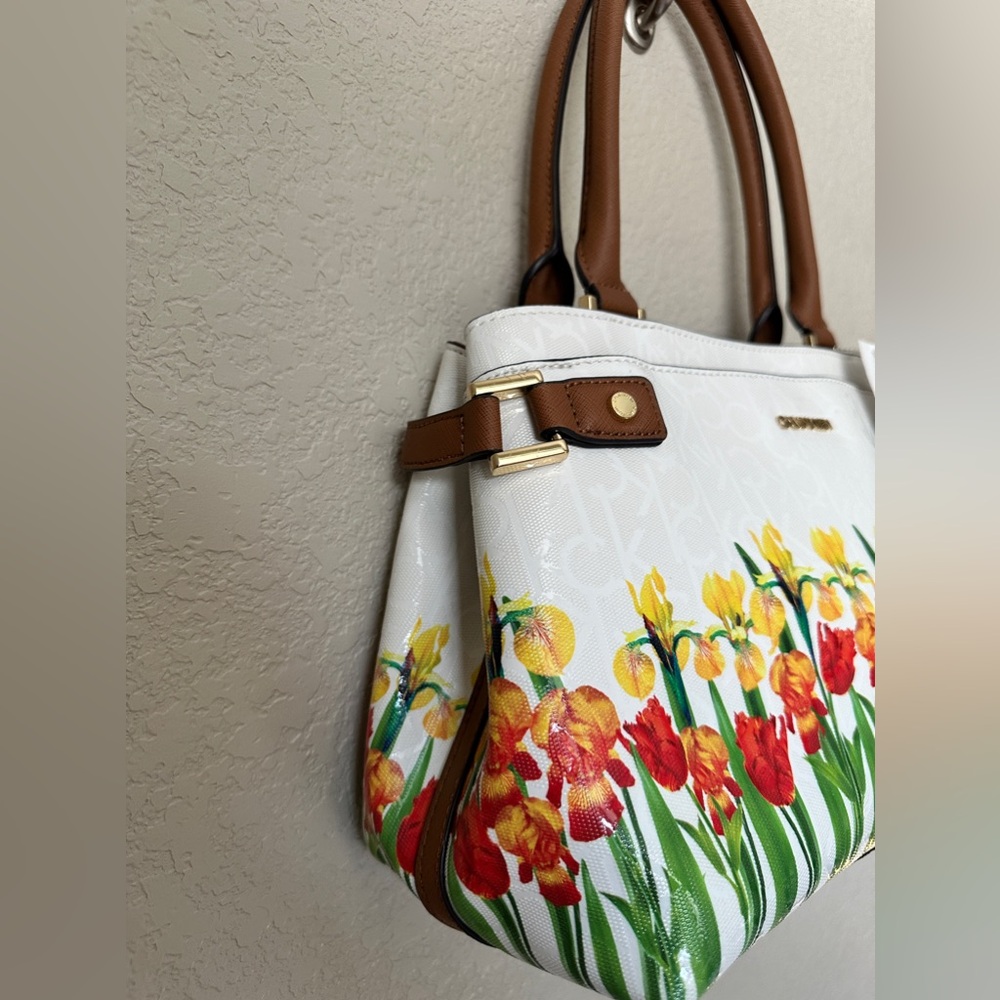 NWT Calvin Klein Daffodil Purse - Picture 2 of 16